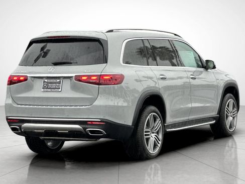 New 2026 Mercedes-Benz GLS 450 4MATIC image 12