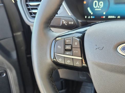 Used 2025 Ford Escape Platinum AWD/4WD image 23