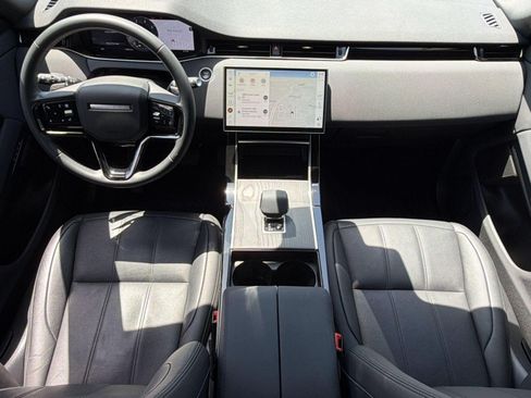 Used 2024 Land Rover Range Rover Evoque S AWD/4WD image 16