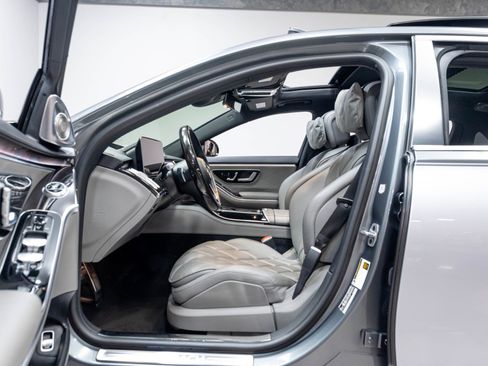 Used 2024 Mercedes-Benz Maybach S 680 4MATIC image 5