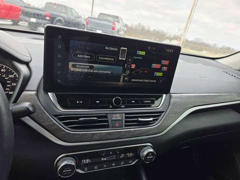 Used 2024 Nissan Altima 2.5 SL image 27