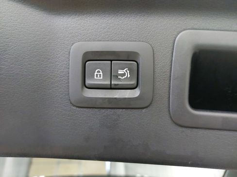 Used 2025 MAZDA CX-90 3.3 Turbo w/ Preferred Package image 15