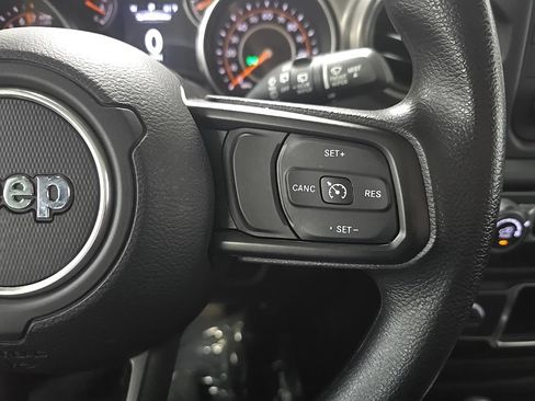 Used 2021 Jeep Wrangler Sport AWD/4WD image 19