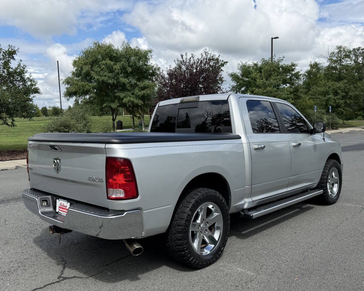 Used 2016 RAM 1500 Classic SLT AWD/4WD image 6