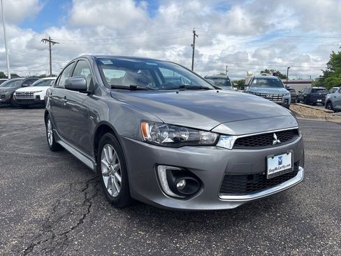 Used 2016 Mitsubishi Lancer ES FWD image 3