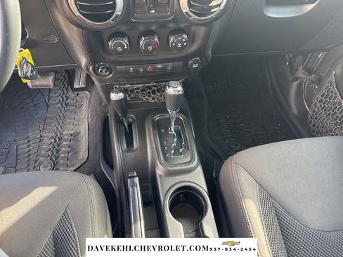 Used 2017 Jeep Wrangler Unlimited Sport image 17