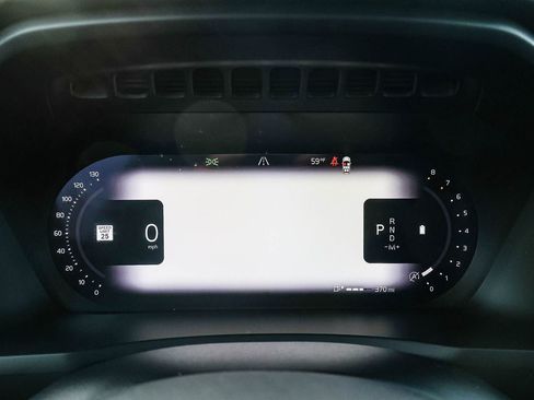 Used 2023 Volvo XC90 B5 Plus w/ Protection Package Premier image 34