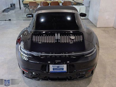 Used 2022 Porsche 911 50th Anniversary Edition image 8