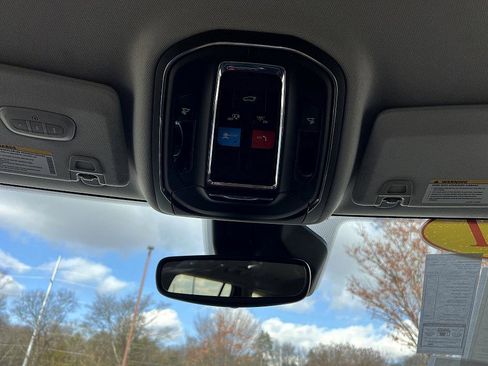 Used 2021 Jeep Grand Cherokee L Limited image 28