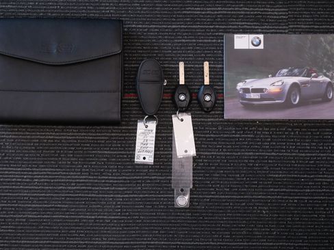 Used 2002 BMW Z8 RWD image 20