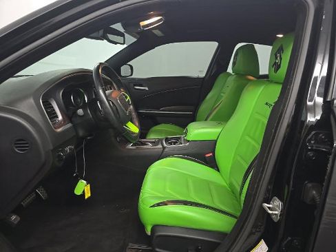 Used 2020 Dodge Charger Scat Pack w/ Dynamics Package RWD image 10