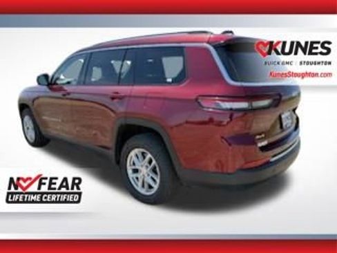 Used 2023 Jeep Grand Cherokee L Laredo AWD/4WD image 8