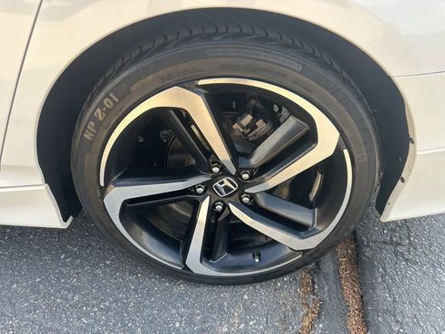 Used 2020 Honda Accord Sport image 37