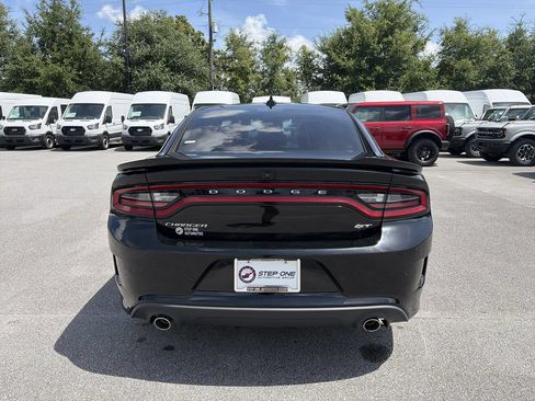 Used 2022 Dodge Charger GT RWD image 6