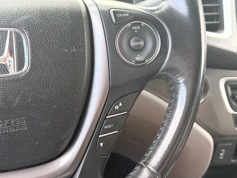 Used 2018 Honda Ridgeline RTL image 25