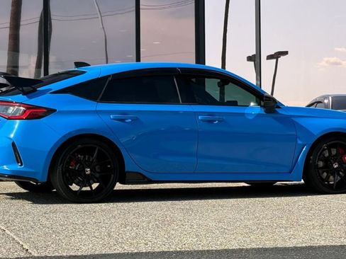 Used 2024 Honda Civic Type R image 13