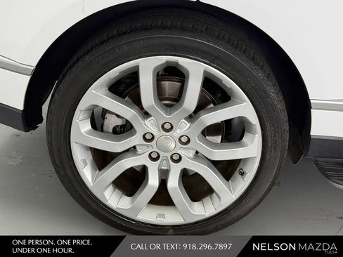 Used 2014 Land Rover Range Rover Supercharged AWD/4WD image 11