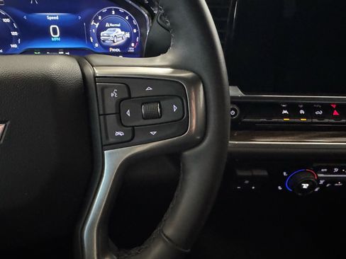 Used 2025 Chevrolet Silverado 1500 LT w/ Z71 Off-Road Package image 21