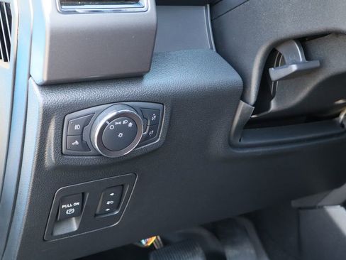 Used 2019 Ford F150 XLT w/ Equipment Group 302A Luxury image 12