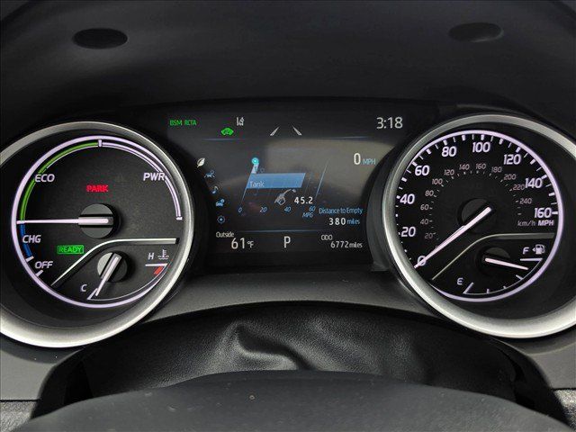 Used 2024 Toyota Camry XLE w/ Navigation Package FWD image 27