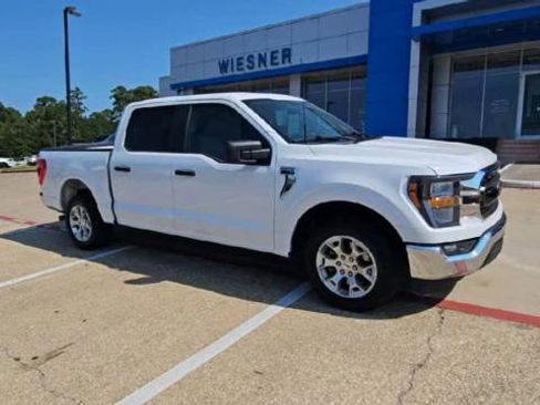 Used 2023 Ford F150 XLT image 2