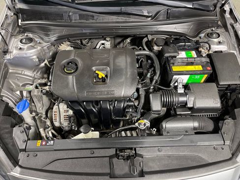 Used 2023 Kia Forte LXS FWD image 9