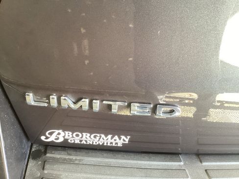 Used 2022 Ford Expedition Max Limited image 38