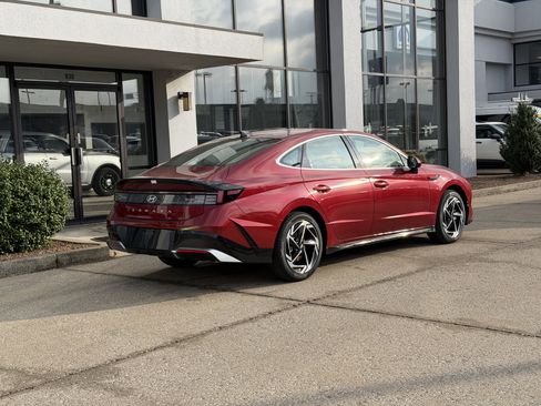 New 2026 Hyundai Sonata SEL FWD image 4
