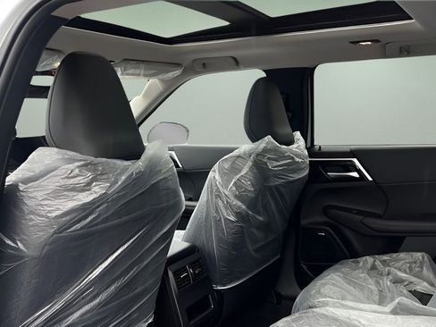 New 2025 Mitsubishi Outlander Trail Edition AWD/4WD image 22