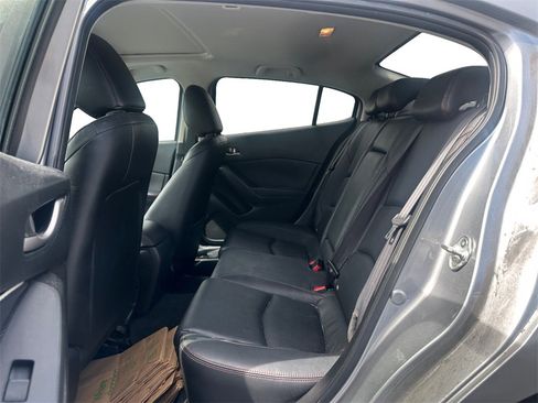 Used 2015 MAZDA MAZDA3 i Grand Touring image 10