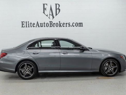 Used 2018 Mercedes-Benz E 300 4MATIC image 5