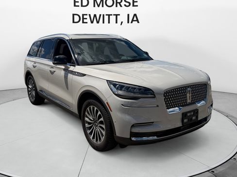 Used 2022 Lincoln Aviator Reserve w/ Equipment Group 201A AWD/4WD image 7