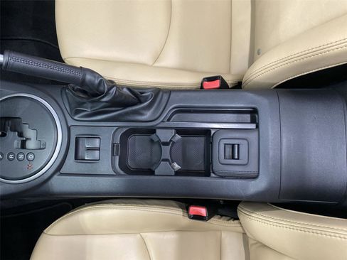 Used 2012 MAZDA MX-5 Miata Grand Touring image 26
