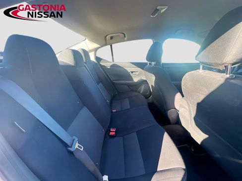 Used 2024 Nissan Sentra SV image 33