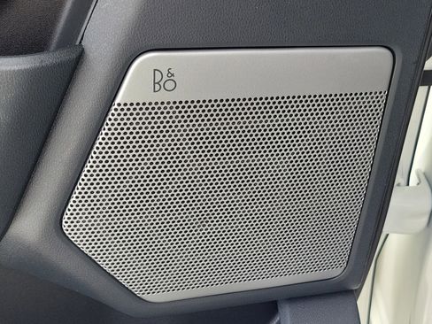 Used 2021 Ford F150 Lariat w/ Equipment Group 502A High image 14