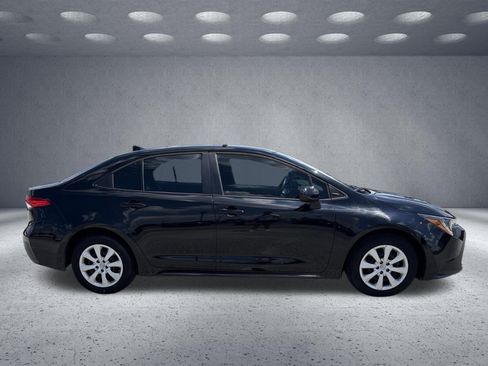 Used 2024 Toyota Corolla LE FWD image 4