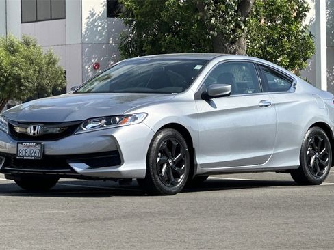 Certified 2017 Honda Accord LX-S image 8