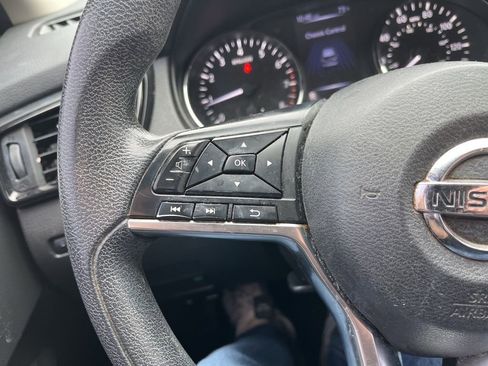 Used 2017 Nissan Rogue Sport S w/ S Appearance Package image 12