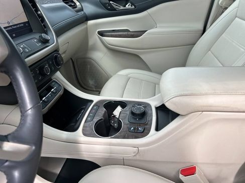 Used 2021 GMC Acadia Denali w/ Denali Ultimate Package AWD/4WD image 35