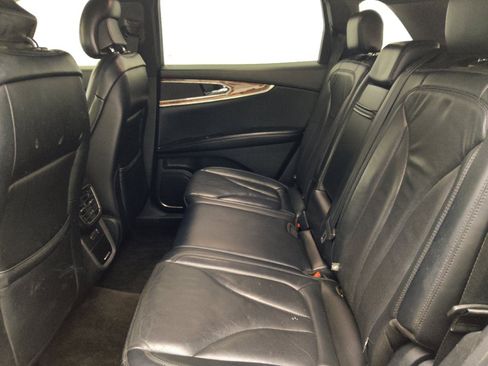 Used 2017 Lincoln MKX Reserve w/ Lincoln MKX Climate Package AWD/4WD image 18