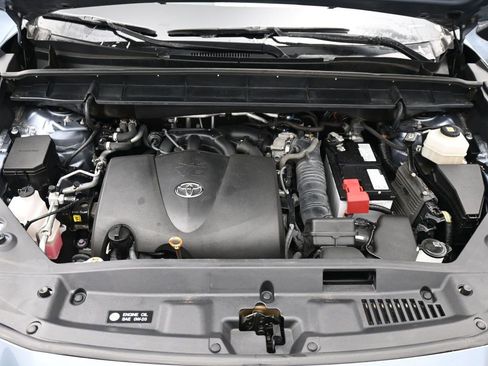 Used 2022 Toyota Highlander XLE image 26