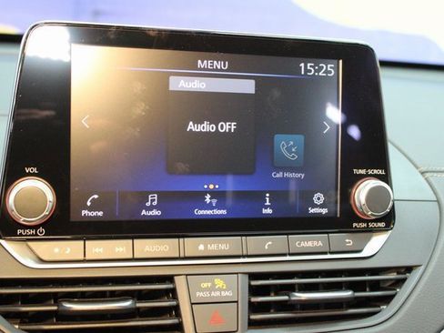 Used 2020 Nissan Altima 2.5 SV image 22