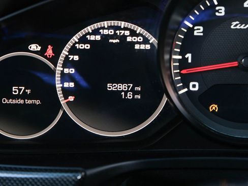 Used 2017 Porsche Panamera Turbo w/ Carbon Fiber Interior Package image 36