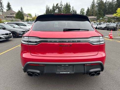 Used 2023 Porsche Macan S AWD/4WD image 5