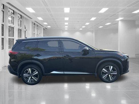 Used 2023 Nissan Rogue SL w/ SL Premium Package FWD image 4