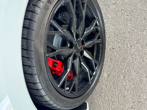 Used 2024 Chevrolet Corvette Stingray Preferred Conv w/ 2LT RWD image 26