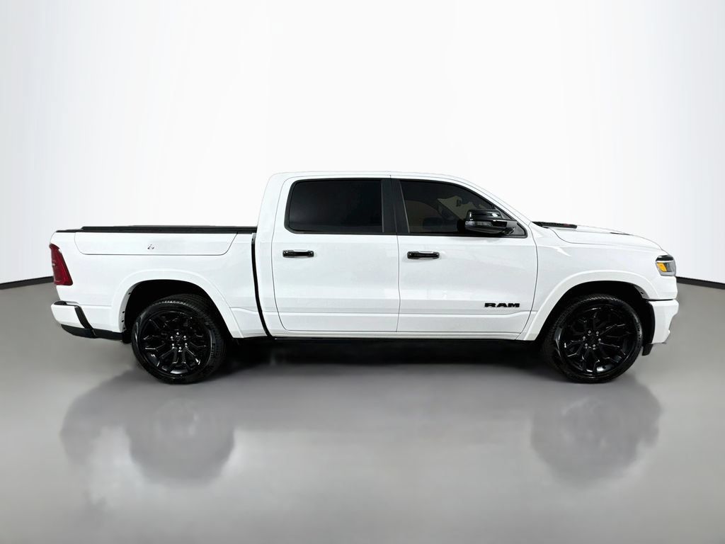 Used 2025 RAM 1500 Limited AWD/4WD image 5