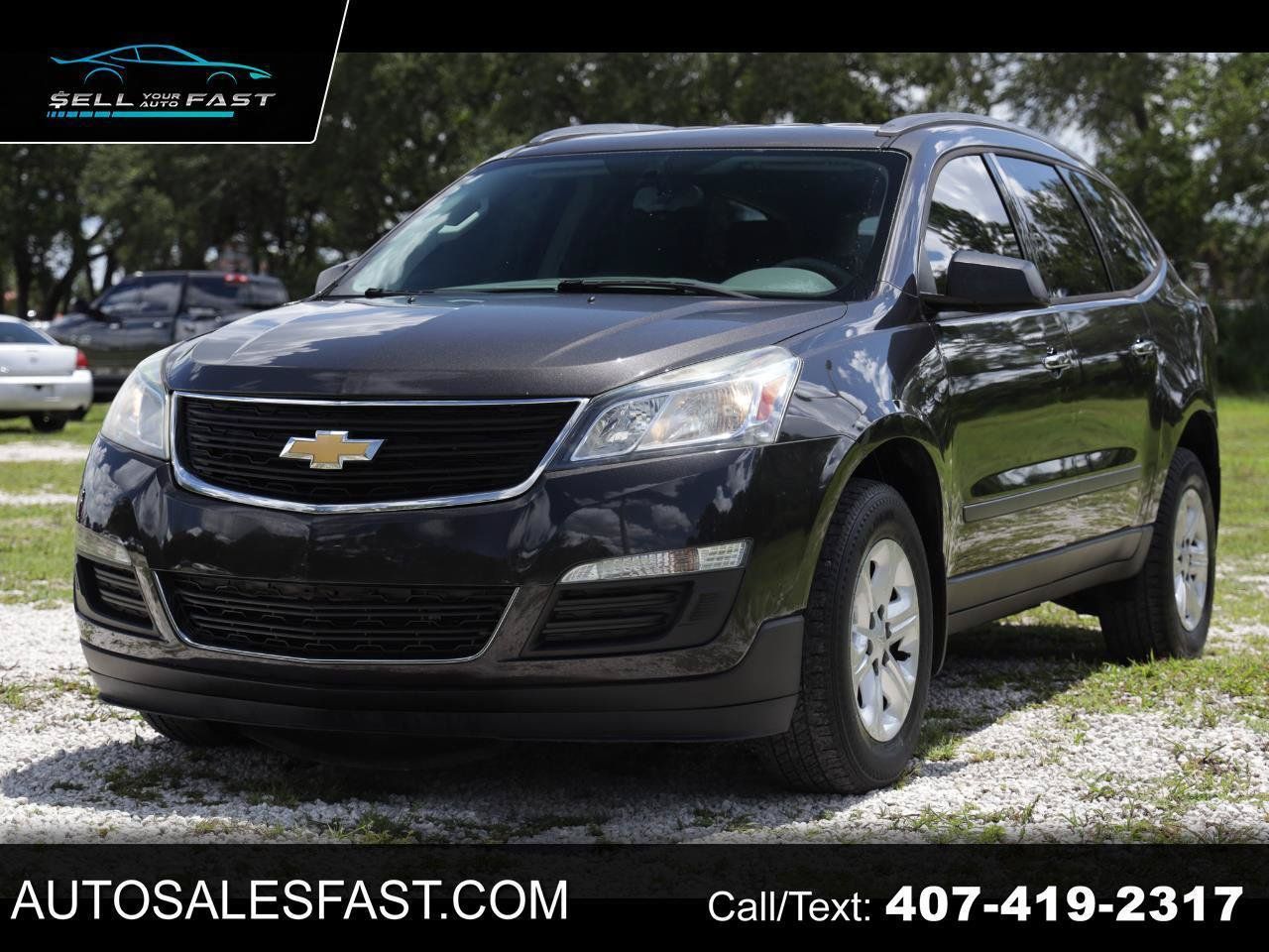 Used 2017 Chevrolet Traverse LS FWD image 1