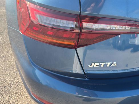 Used 2019 Volkswagen Jetta SE image 29