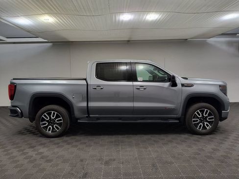 Used 2023 GMC Sierra 1500 AT4 w/ AT4 Premium Package AWD/4WD image 8
